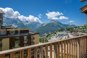 Orcières Appartement au pied des pistes avec piscine