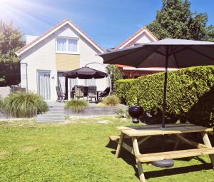 Prachtige vakantievilla aan IJsselmeer Makkum