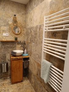 Écrin de nature sous les pins