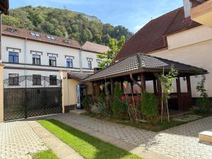 Pensiunea Lara Rasnov