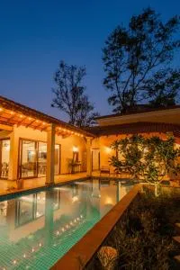 ELIVAAS 4 BHK with Pvt Pool & Media Room - Amahoro - Vainguinim