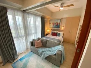 Paladium Iloilo Smart Home Condo - Cari Mayor