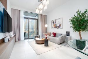 Iconic 1BR l Boulevard View l Walk to Dubai Mall