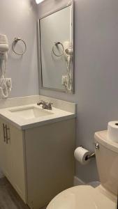 Spacious Private Room Close to Miami Attractions