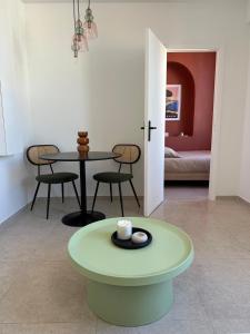 Studio Cocon - Entièrement rénové - 4 couchages - 600m de la Gare de Cannes