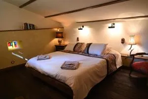 La Maison De L'Ecrivain - Lanuéjouls-et-Privezac