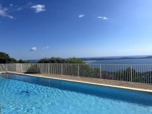 Charmant studio avec terrasse privée et vue exceptionnelle