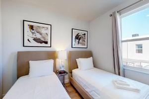 5BR Villa w Pvt Pool, 15 Min to Disney, Sleeps 10