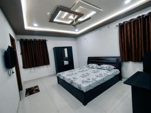 Skyline View Suite