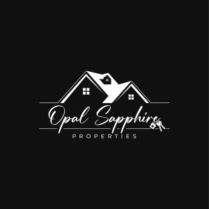 Town Centre apartment with private patio - Near Airport & Train Station