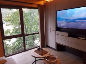 Excelente departamento dúplex de 3 ambientes con 2 dormitorios y 2 baños