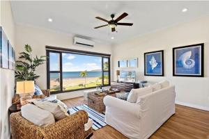 Picturesque Beachfront Condo w - Pool