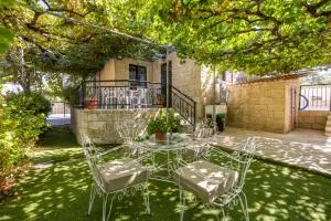 JP Pool House - Trimiklini