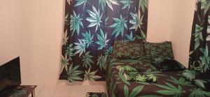 House - Sleeps 2 - Parking - Patio