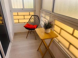 Fantástico y pequeño estudio