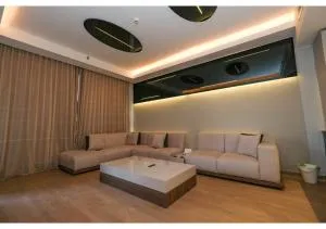 Luxury Chic Apartment In Aeon Compound- Mall Of Arabia Towers - 十月六日城