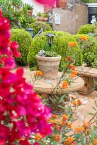 Entire Second Flr - Santa Monica Luxury Roman Villa