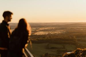 Spacious Living, Lucas