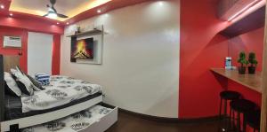 Cozy Studio Unit near Manila Airport With Swimming Pool, Full Kitchen 7A