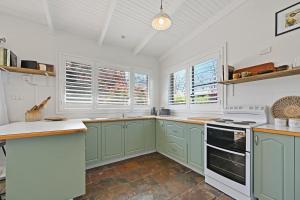 Dora Cottage - Heritage, Central & Cosy