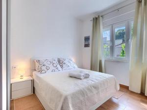 Holiday house Chill out Loborika - Two Bedroom Holiday Home with Terrace