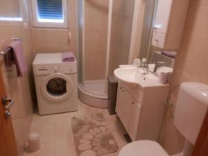 Apartments St Rialto - Comfort One-Bedroom Apartment with Balcony and Sea View