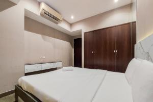 Cozy Stay 2BR Branz BSD City Apartment near AEON Mall By Travelio