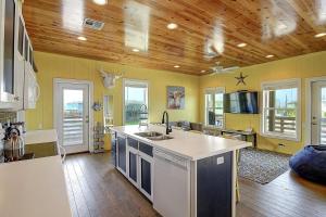 There is Money in the Banana Stand OV26