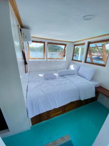 Share trip komodo 3Days 2Night