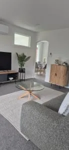 Family Friendly - Between The City & Airport - Harewood