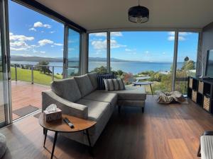 4 Scenic Court
