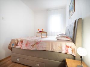 Apartments Milic - One Bedroom Apartment with Sea View and Terrace