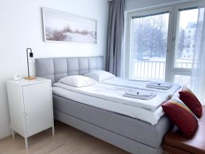 Stunning 1BR Apt In The City Centre with Free Garage