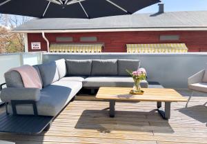 Stunning 1BR Apt In The City Centre with Free Garage