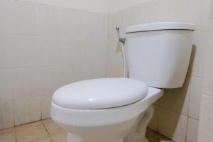 Good Deal Studio at Easton Park Residence Jatinangor Apartment By Travelio