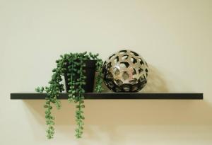 AR05 Evas Brand New 1BR Arezzo Place