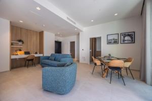 Cityscape Residence in Mercury Tower