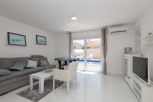 Villa Bianca with private pool