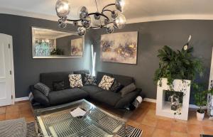 Haus Schmidhuber Ferienwohnung 5 mit Garten und sonniger Terrasse