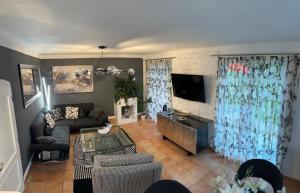 Haus Schmidhuber Ferienwohnung 5 mit Garten und sonniger Terrasse