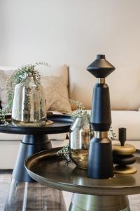 Sleek Premium Apartment with Parking