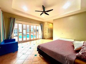 Pool Villa 5bedroom Cosy Beach Pattaya Big area close to the beach