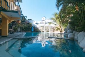 RedDoorz @ Yahweh Spring Retreat & Resort Laguna