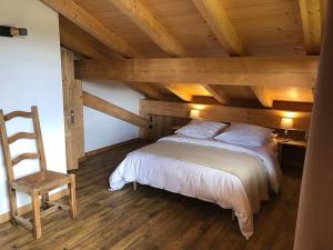 Appartements L-Arpa - Duplex dans Chalet Neuf - Vue MontBlanc : photos des chambres