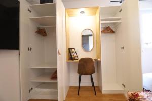 Maisons de vacances AfroBoHome, Fraicheur d-ete, Familles et petits groupes, clim, 2 a 6 personnes, Proche centre Nimes, Garage clos : photos des chambres