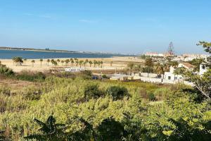 Apartamento Jara, playa, piscina, AC, Wi-Fi