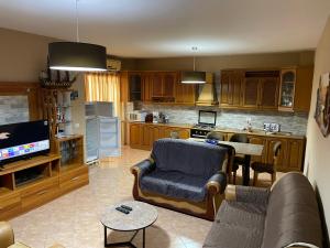 Lovely place. Close to beach & Boulevard