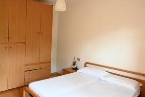 Marcelli, trilocale con giardino a 200mt dal mare - M114