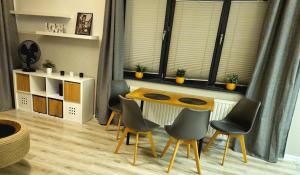 Apartament Czerwone Maki