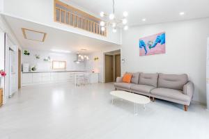 Gyeongju Danchae Gamsung Pool Villa